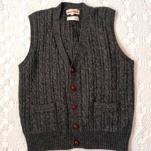Vtg OldSchool Shetland 100% Wool Vest Gray Cable Knit Button Up V Neck Large men
